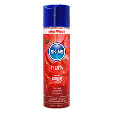 SKINS AQUA STRAWBERRY WATER BASED LUBRICANT 130ML